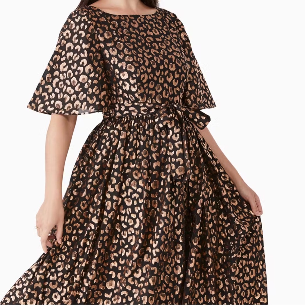 Elegant Leopard Print Dress